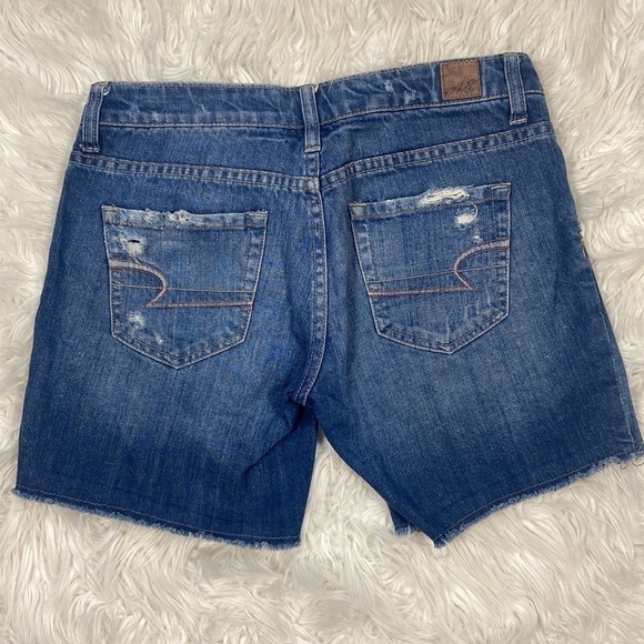American Eagle 100% Cotton Bermuda Distressed Jean Shorts - Picture 2 of 9